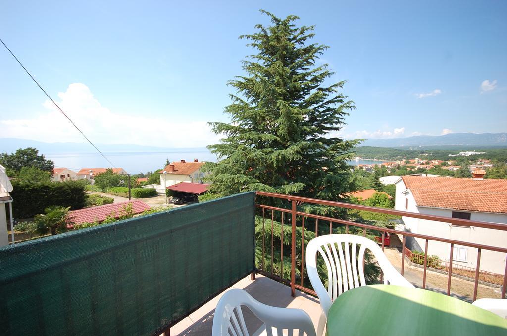 Apartments Dida By El-Pi Tours Njivice Ruang foto