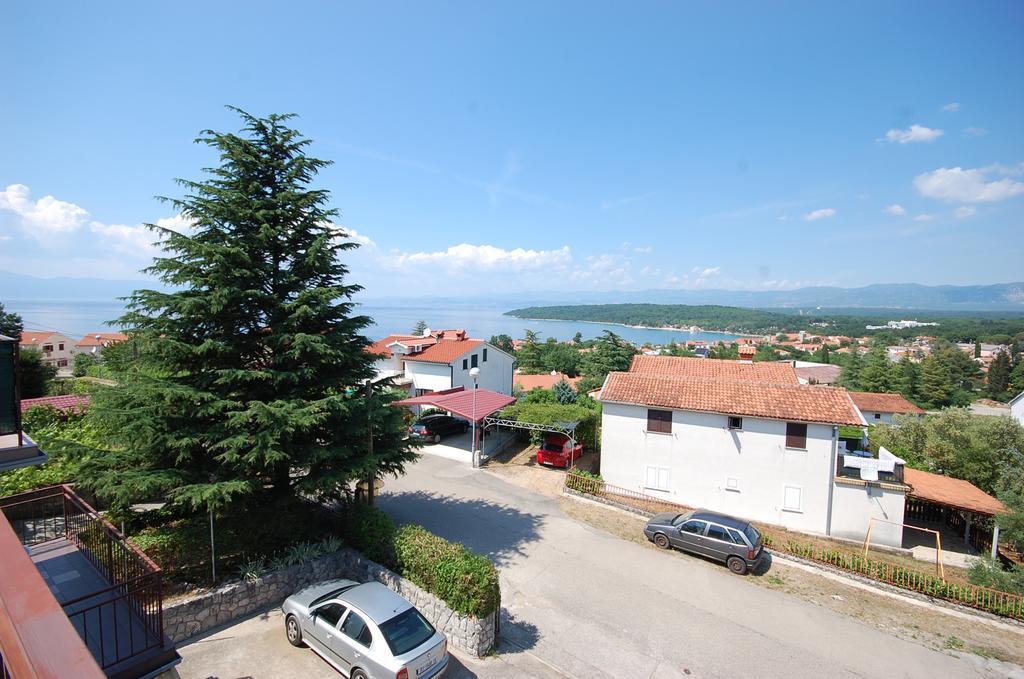 Apartments Dida By El-Pi Tours Njivice Ruang foto