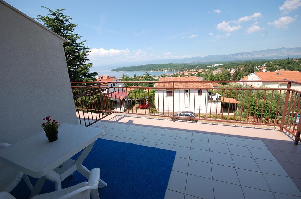 Apartments Dida By El-Pi Tours Njivice Ruang foto